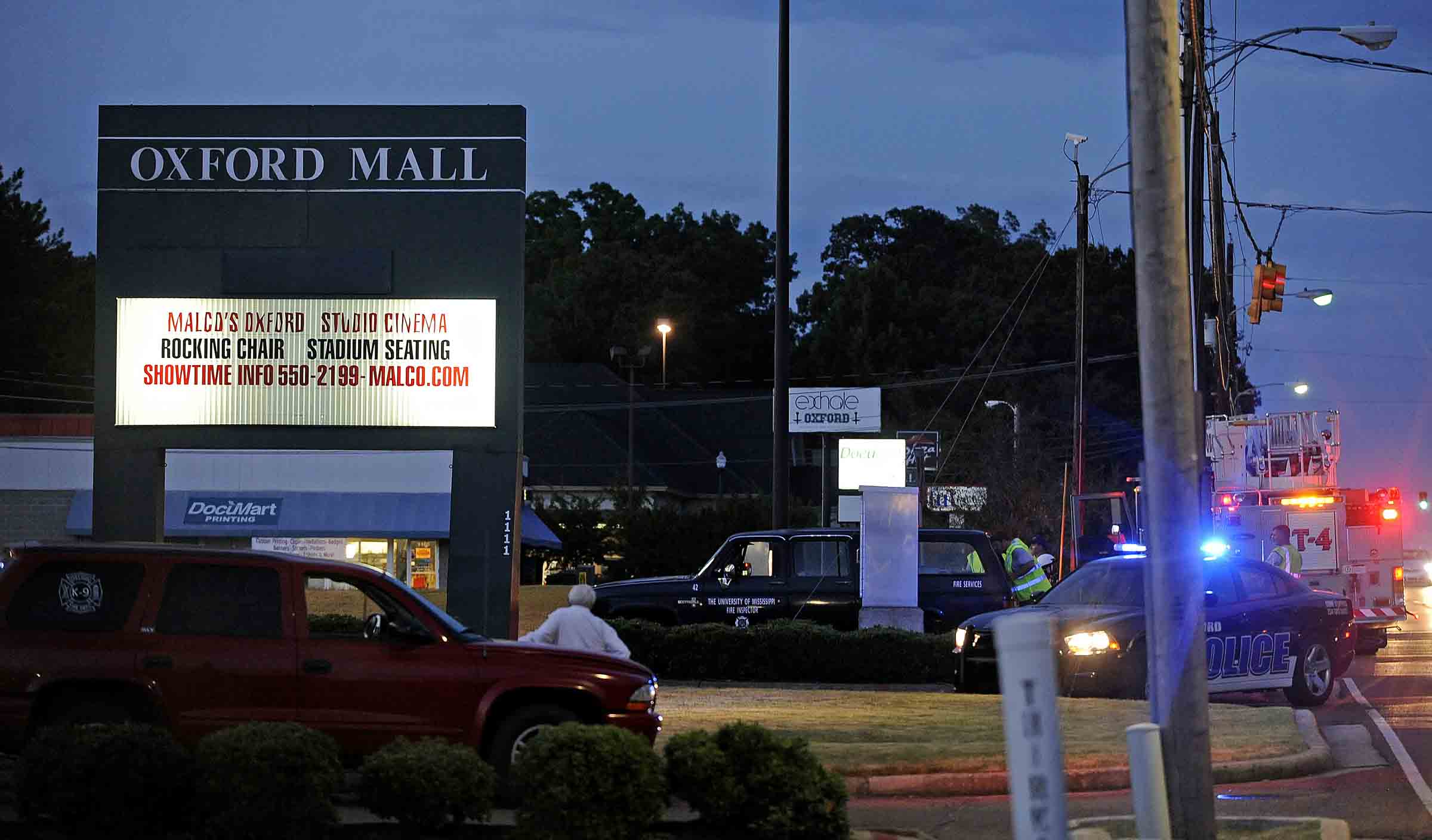 Suspicious package found at Oxford Mall Sunday evening