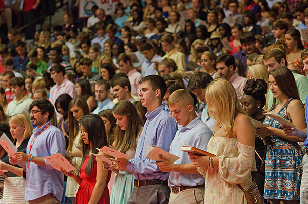 Mullaney addresses new students at Freshman Convocation