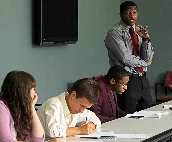 University forensics team hosts first Southern Worlds Debate Institute