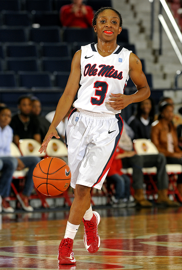 Insell, Lady Rebs begin new chapter for women’s basketball