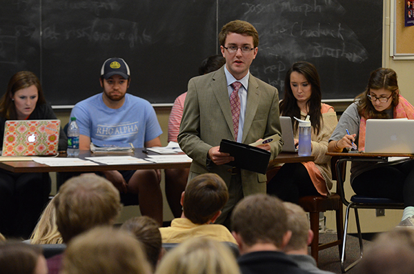 ASB Senate votes to approve student organization budget, fill open seats