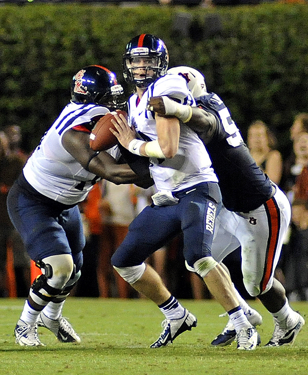 Ole Miss offensive line continues to struggle
