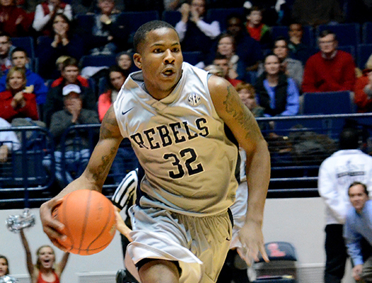 Ole Miss takes down Vandy for second straight road win