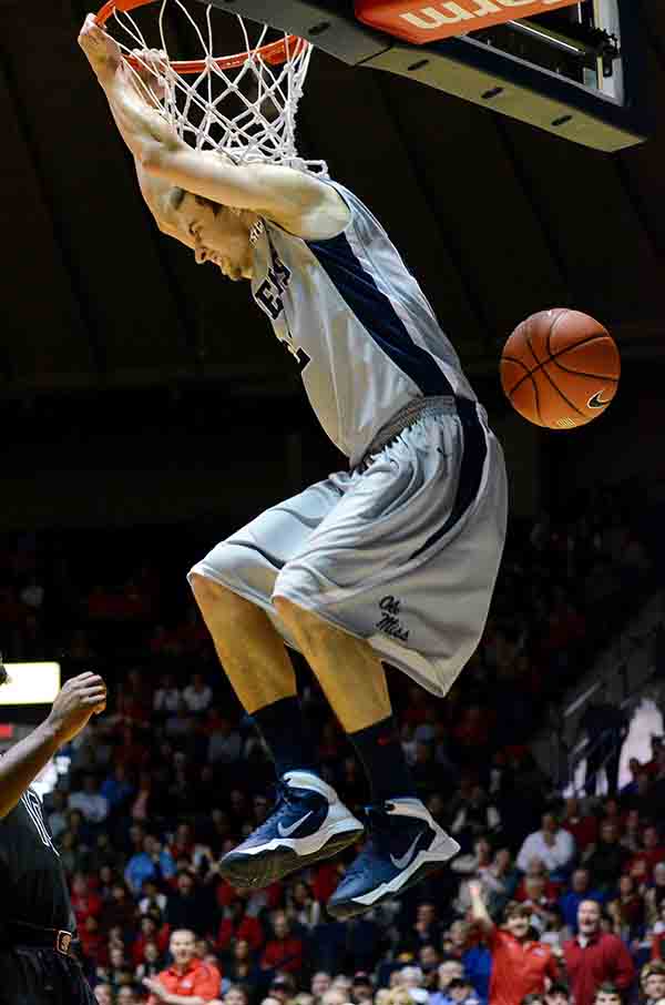 Henderson’s final bow: Rebels take on Commodores