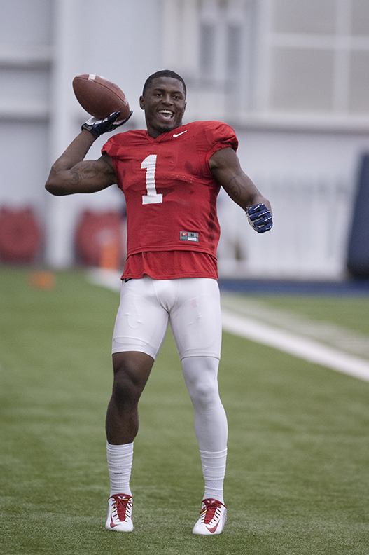 2015 spring practice begins for Ole Miss football