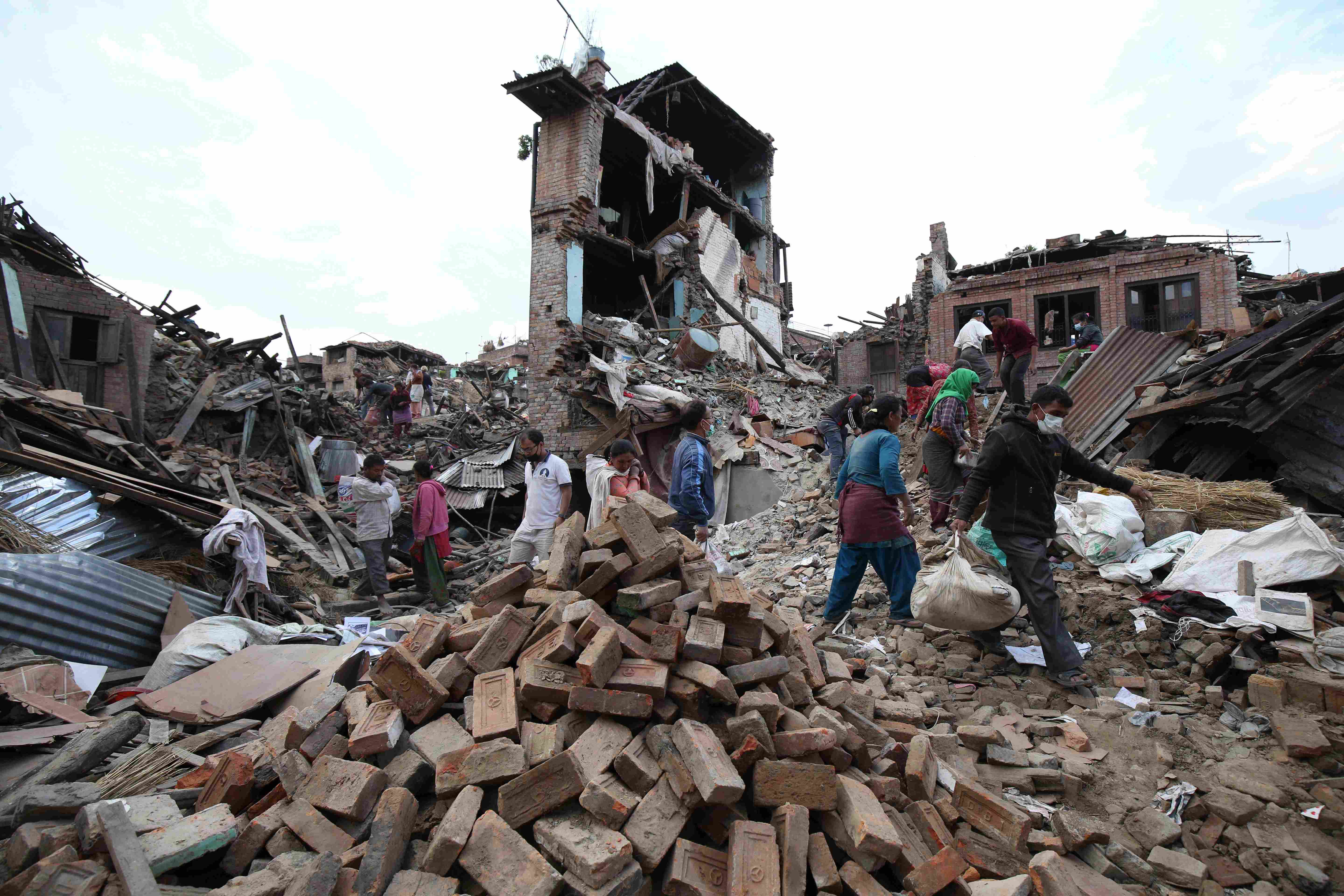 Nepal disaster affects UM students