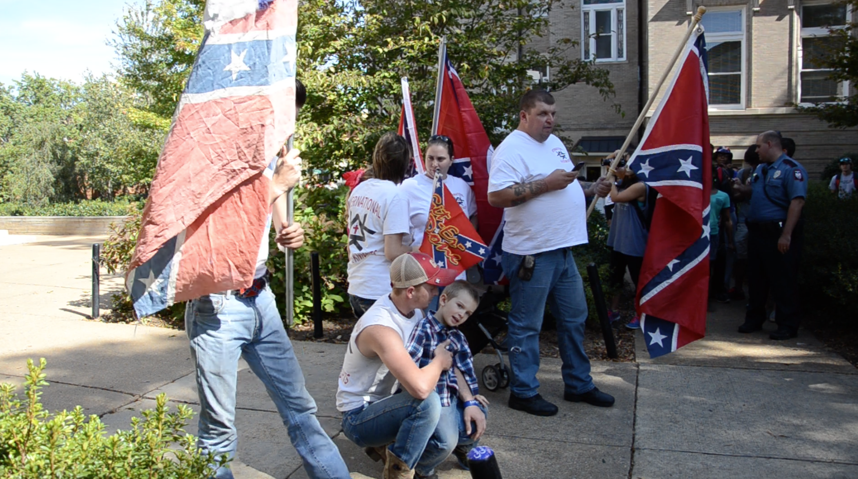 Ole Miss student rally to remove state flag from campus faces opposition from Confederate supporters