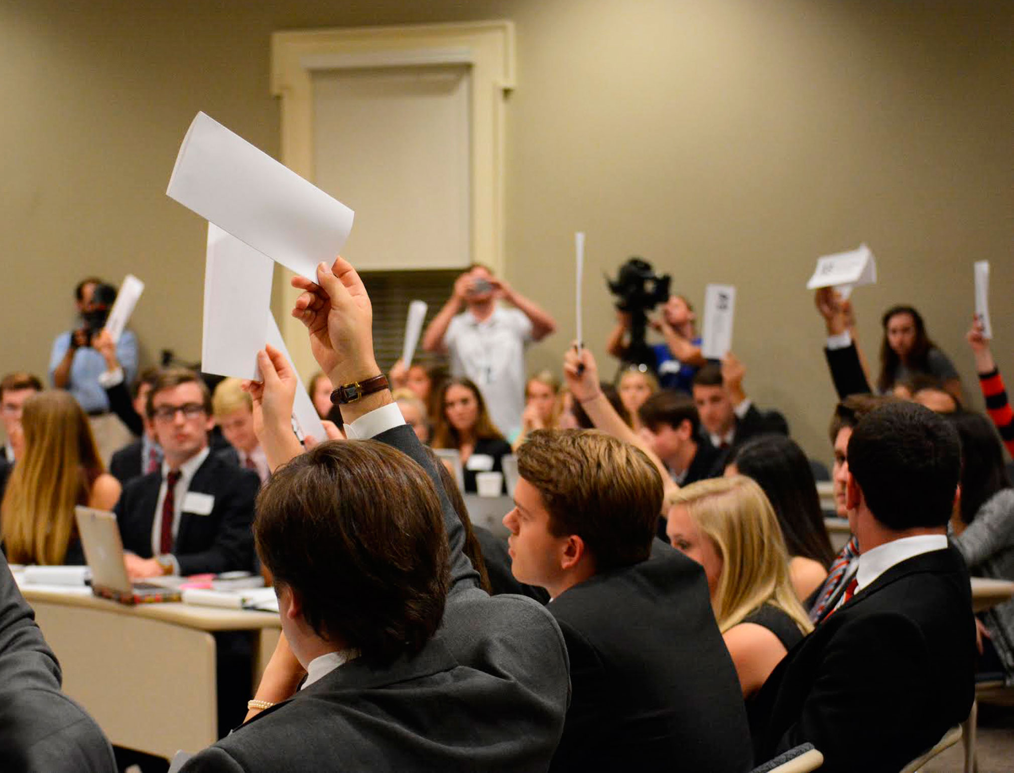 ASB Senate votes for removal of state flag on Ole Miss campus ASB Senate votes for removal of state flag on Ole Miss campus