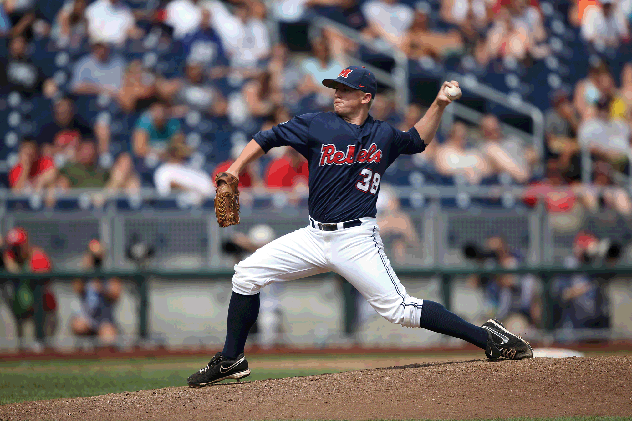 Rebel Bats stifled, South Carolina completes sweep in 4-0 win.