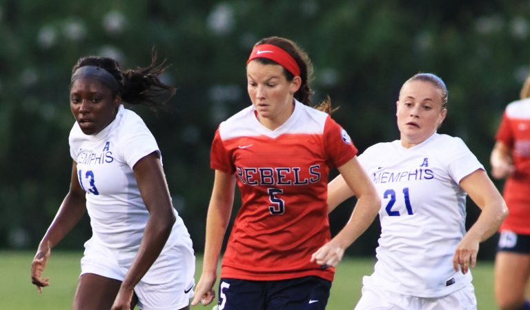 Memphis scores twice early, downs Rebels 2-1