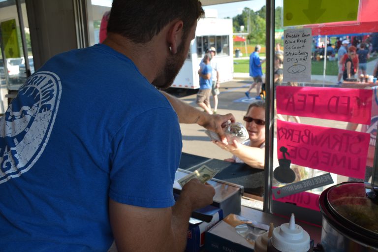 Leadership Lafayette hosts the first annual Food Truck Fight