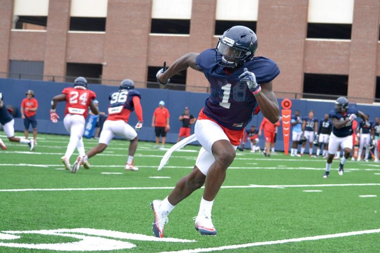 Practice report: Freeze looks for defensive improvement