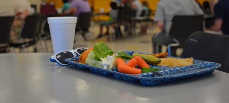 ‘Lunch Tray’ meeting educates parents on nutrition