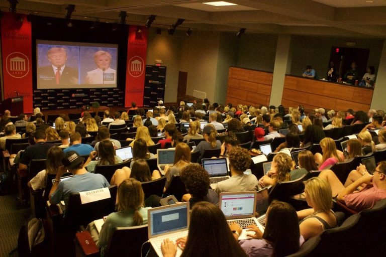 Political reporters host watch party for last presidential debate