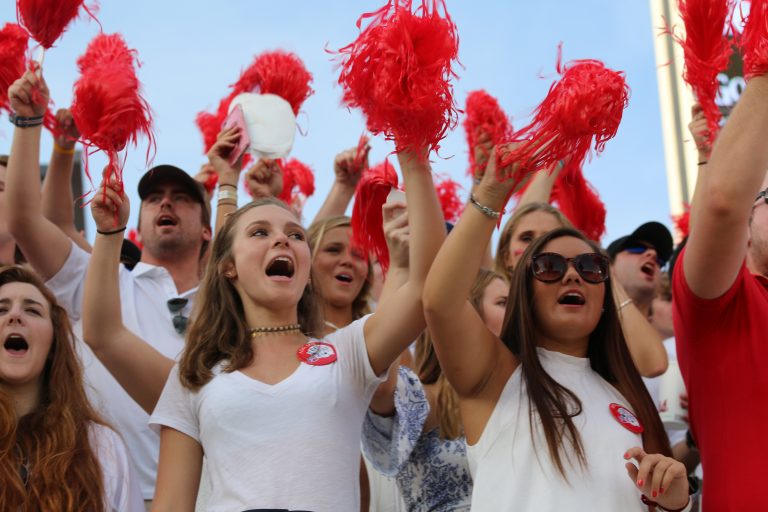 SEC lifts ban on stadium alcohol sales