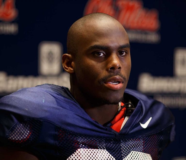 Moore twins finding newfound success with Rebel football