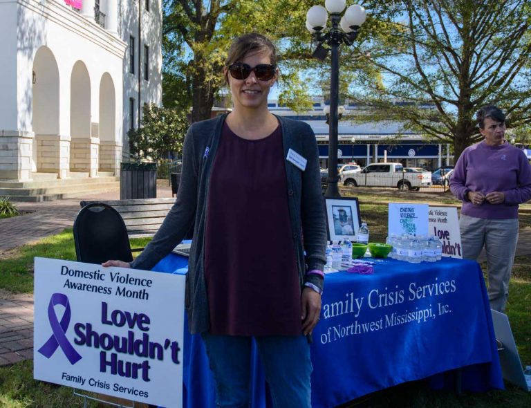 ‘Love Shouldn’t Hurt’ campaign spreads domestic violence awareness around Oxford