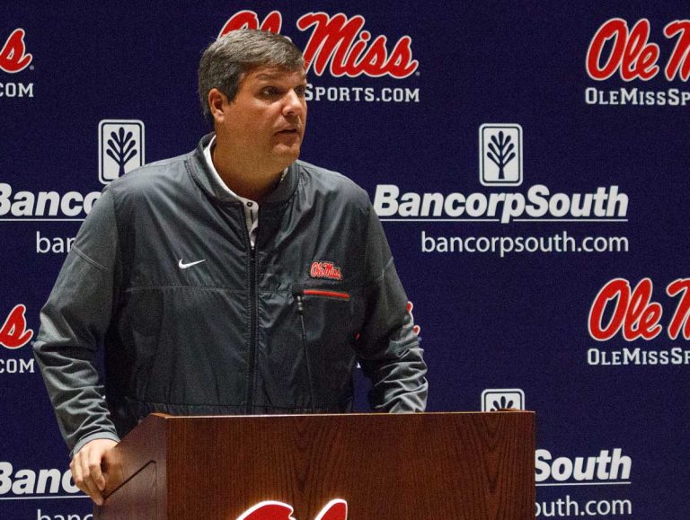 Focusing on the positives, Matt Luke turns attention to Kentucky Focusing on the positives, Matt Luke turns attention to Kentucky