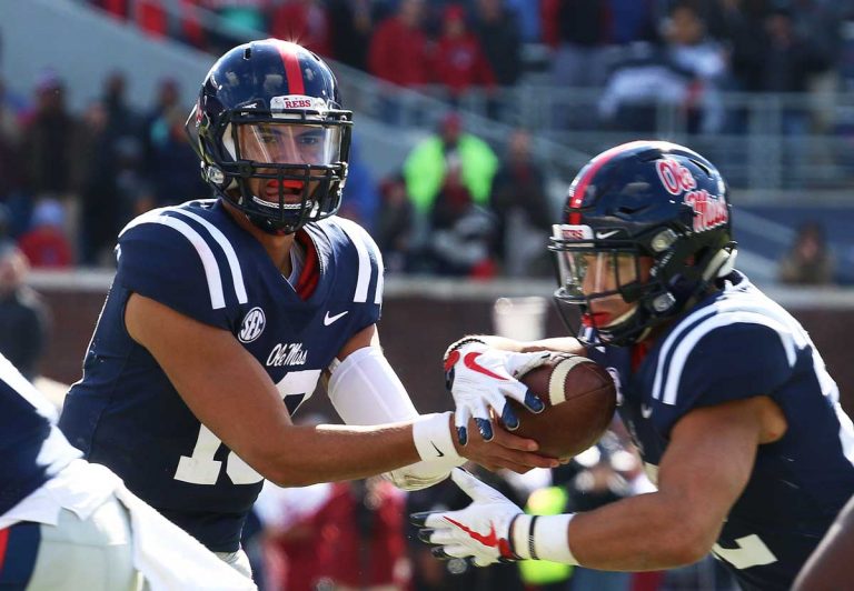 Offense stalls, defense collapses, Ole Miss football falls 38-37 to Arkansas