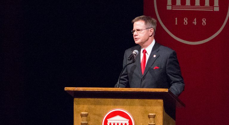 Chancellor Jeffrey Vitter launches Flagship Constellations Initiative, announces $1 million donation