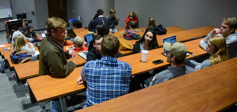 Associated Student Body Senate discusses spring legislation goals