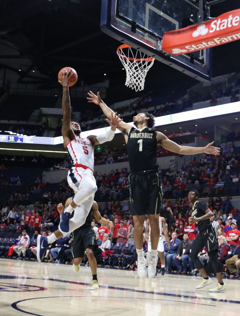 Rebels drop senior night to Vanderbilt, finish last in SEC