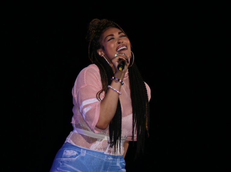 Acclaimed R&B artists perform at Black Alumni Reunion’s ‘Black-Out Concert’