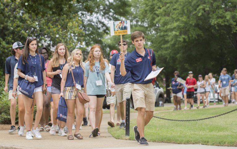 Gallery: Ole Miss kicks off 2018-2019 orientation sessions