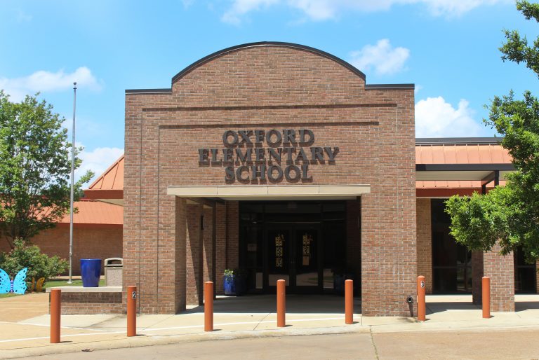 Oxford School District lets city’s bid on elementary school property expire
