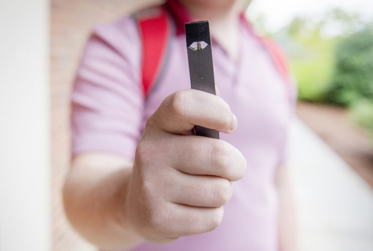 City supports ban on indoor e-cigarette usage