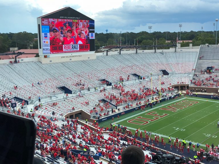 Column: Ole Miss students are giving up on the student section
