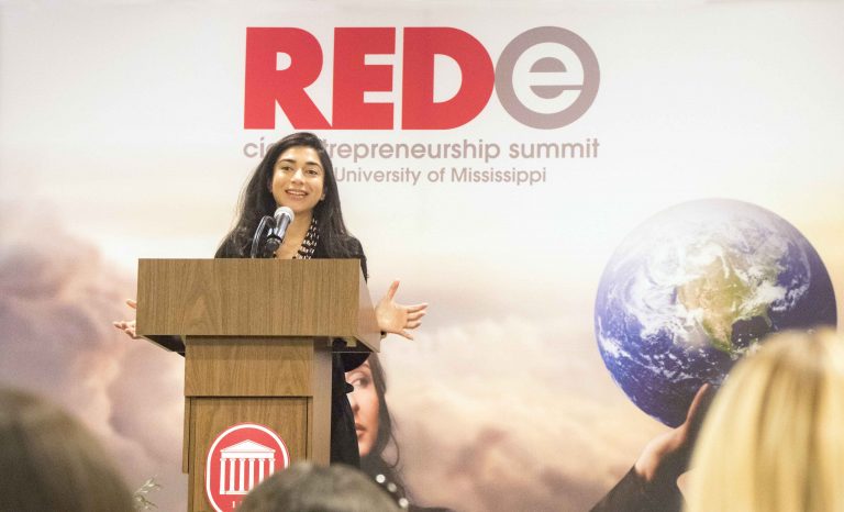 REDe Conference Promotes Women Entrepreneurs