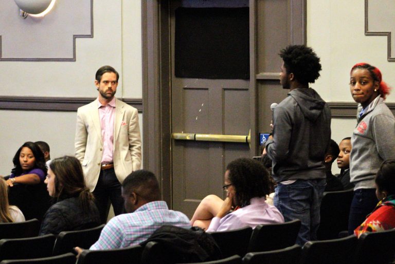 Students discuss race, symbols at UM Family Meeting