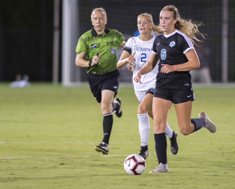 Soccer draws No. 1 Stanford in second round of Women’s College Cup