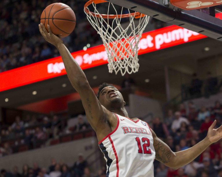 Ole Miss survives a close game against Texas A&M