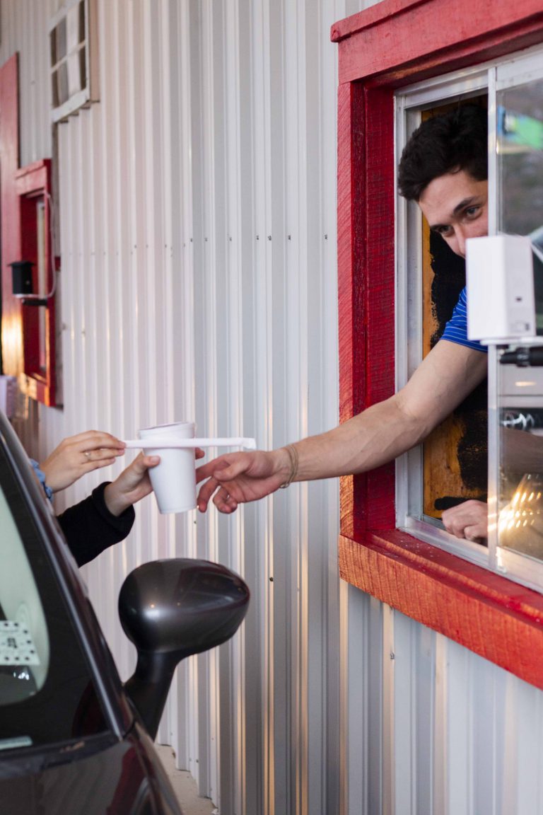 Keep a lid on it: Drive-thru daiquiris are here