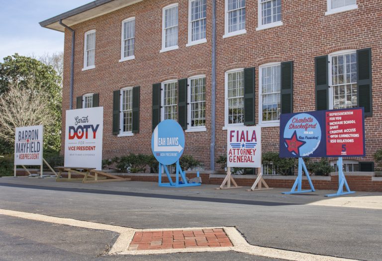 Candidates set to debate tonight