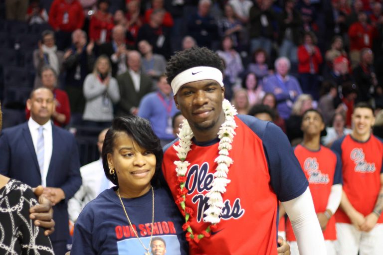 Ole Miss to finish regular season with must-win game against Mizzou