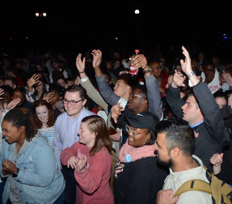 Leah Davis, Barron Mayfield advance to presidential runoff