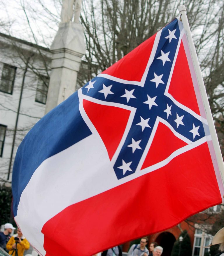 Mississippi flag ordered out of park near Statue of Liberty